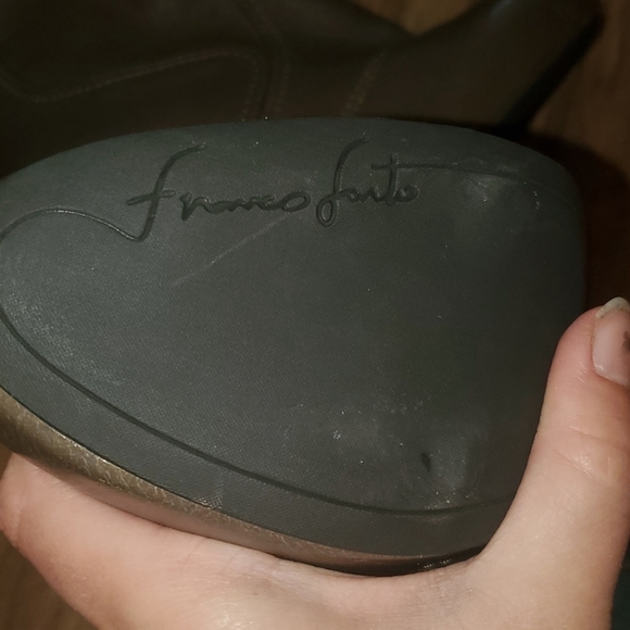 Franco Sarto Size 8, 3 Inch Heeled Ankle Bootie, Tan/ Light Brown - Picture 7 of 7